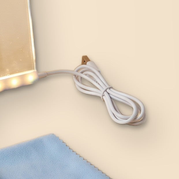 USB cable on the light bar